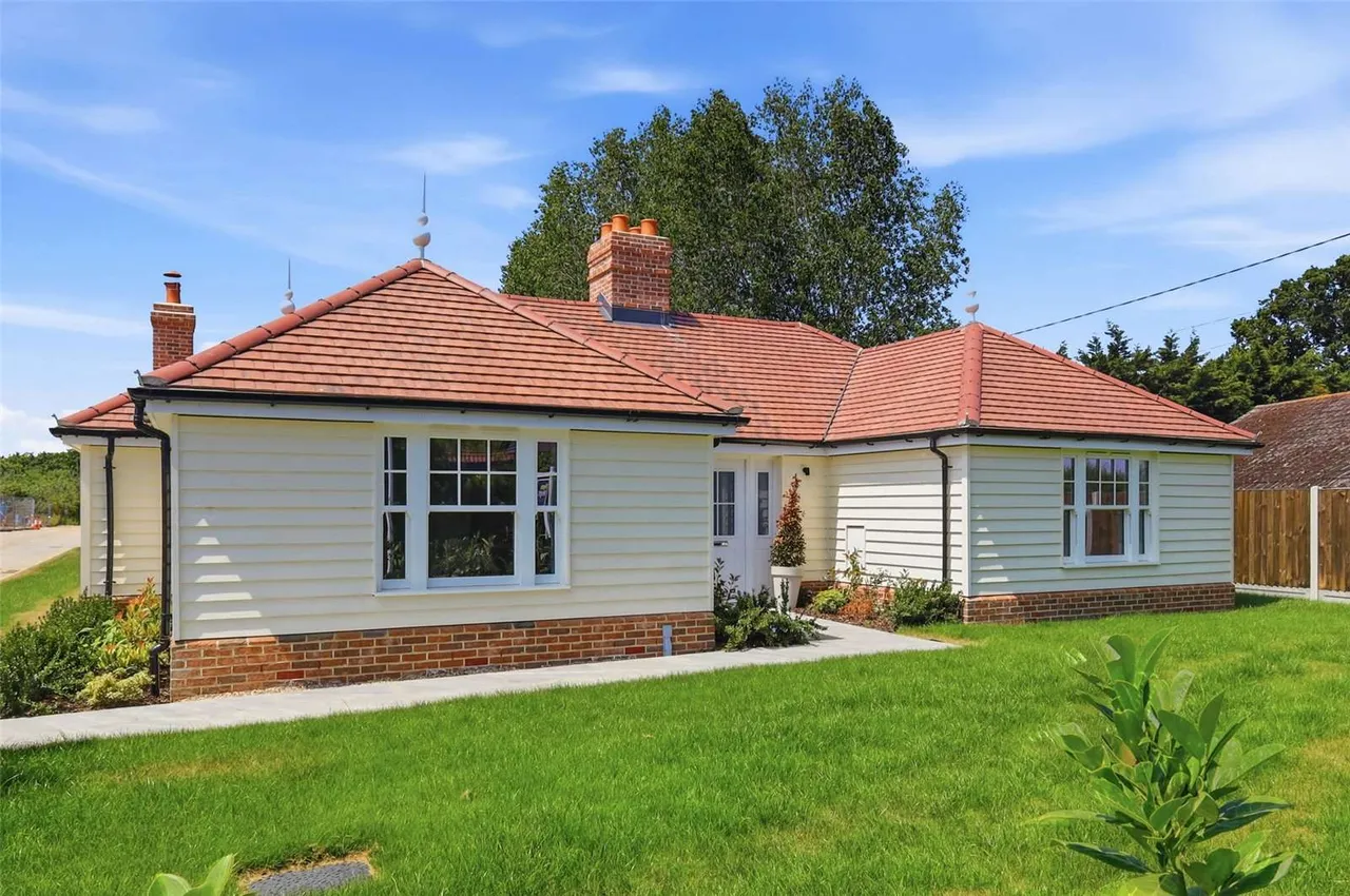 The Nest, Mersea Road, Abberton, Colchester, CO5 7NR, photo 4