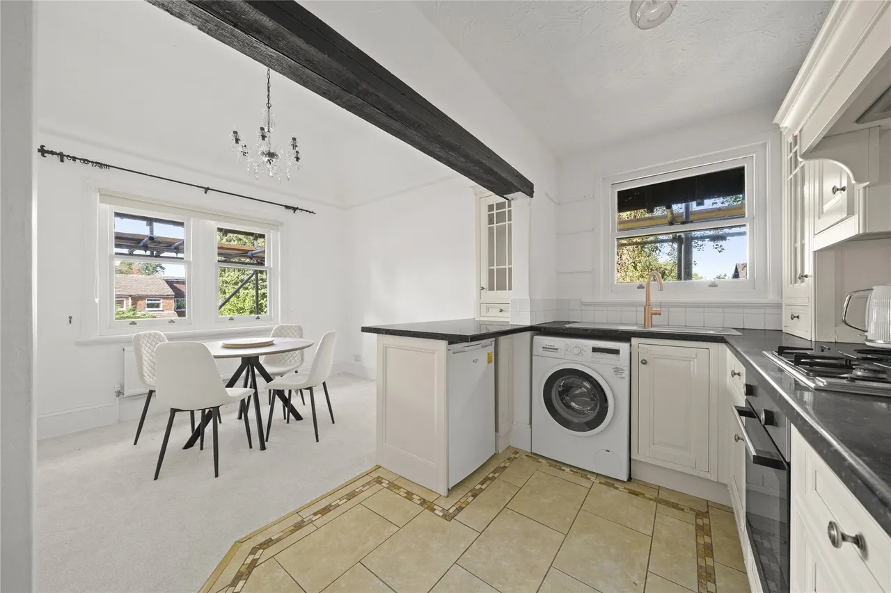 Egerton Road, Weybridge, KT13, photo 5