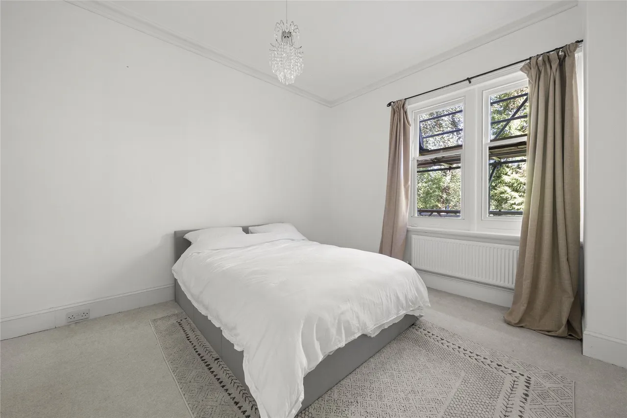 Egerton Road, Weybridge, KT13, photo 13
