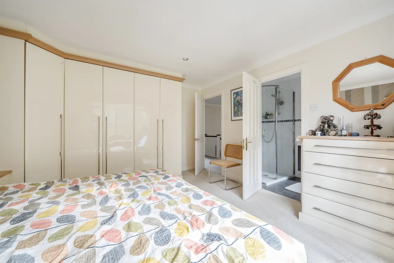 Wellesley Park Mews, Enfield, EN2, photo 13