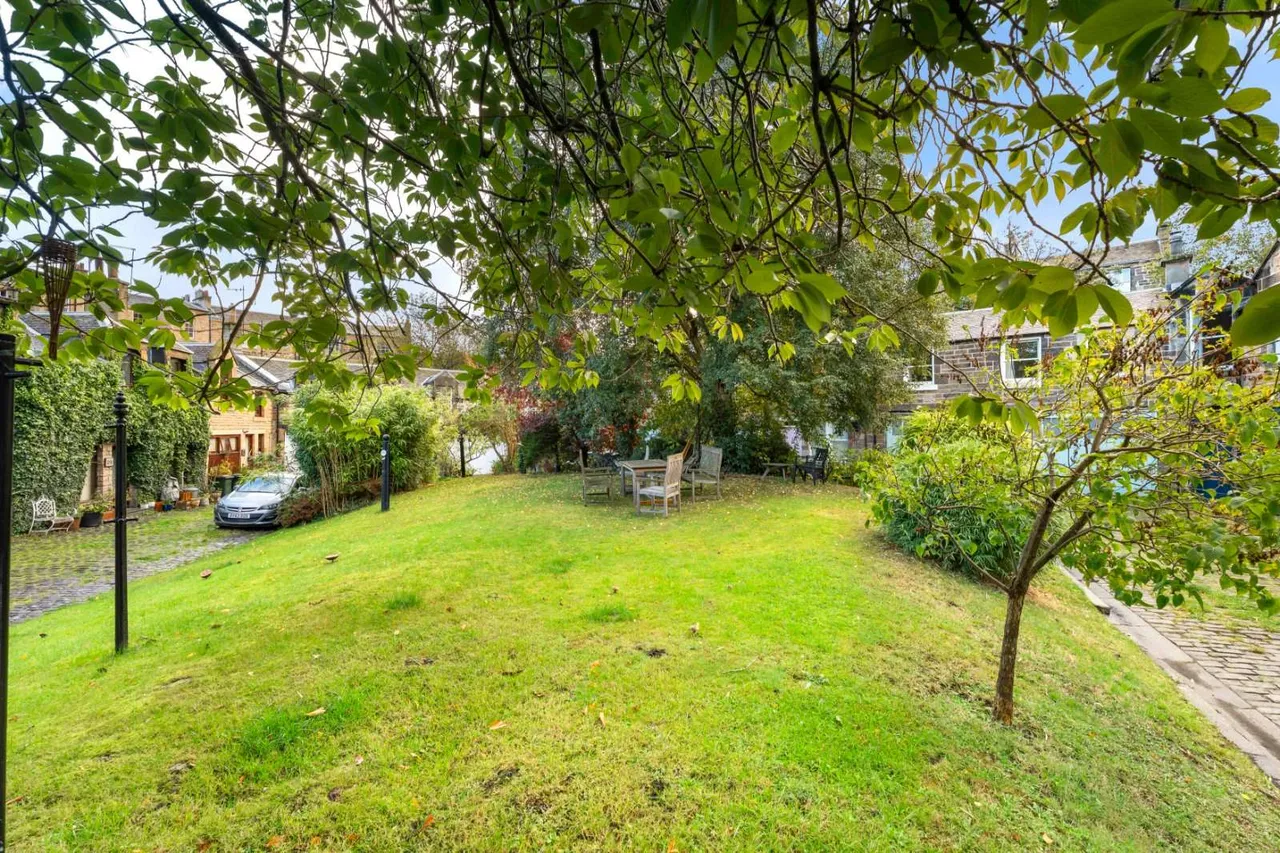 Carlton Terrace Mews, Edinburgh, EH7, photo 17