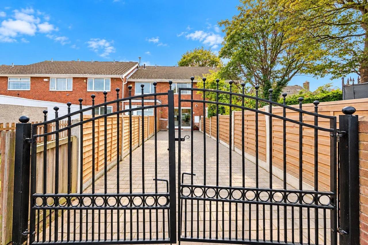 Warrels Court, Leeds, LS13, photo 9