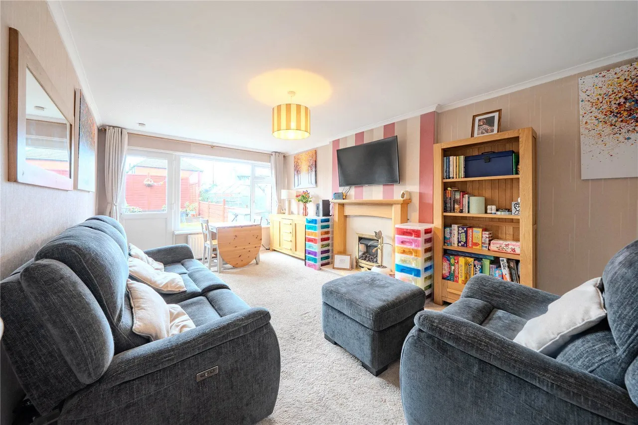 Warrels Court, Leeds, LS13, photo 2
