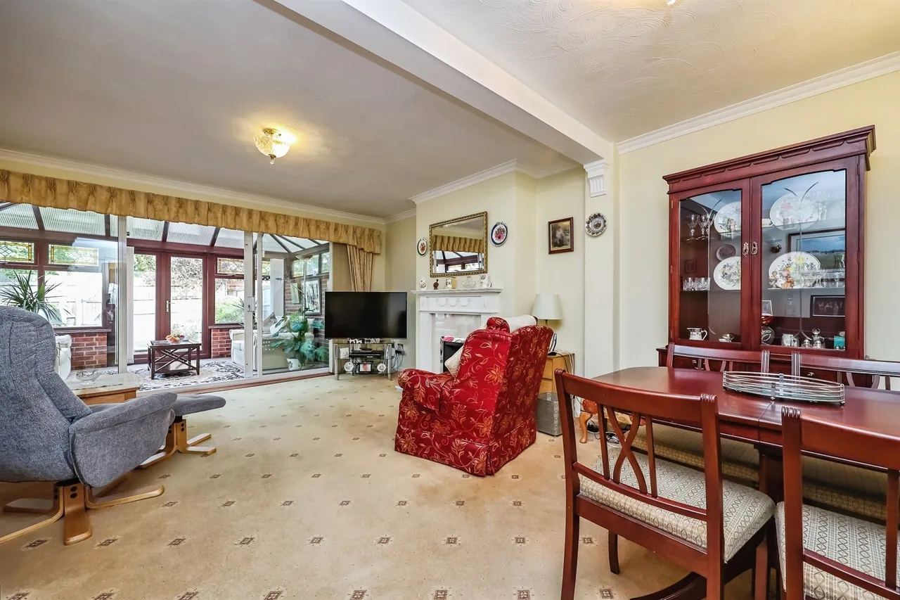 Fairway Drive, Nottingham, NG6, photo 8