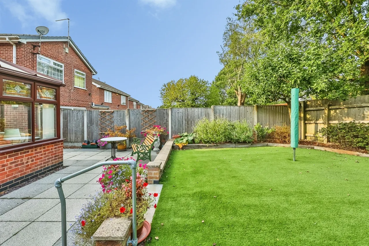 Fairway Drive, Nottingham, NG6, photo 30