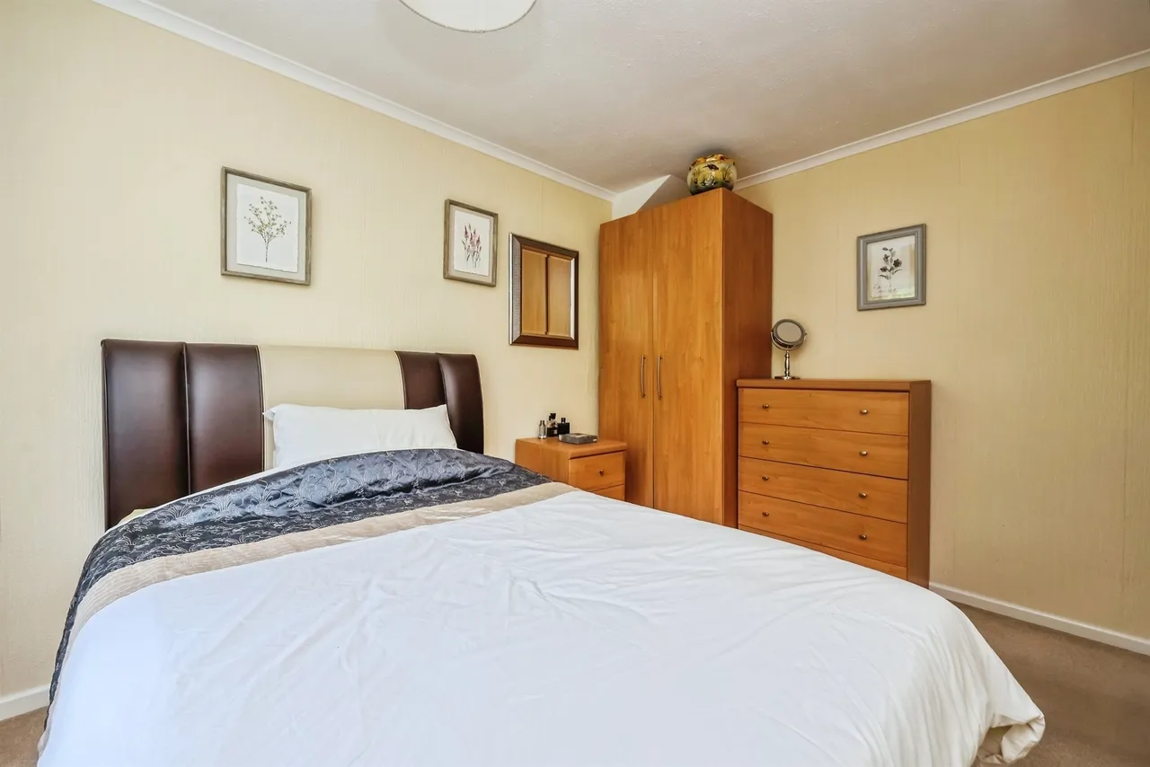 Fairway Drive, Nottingham, NG6, photo 20