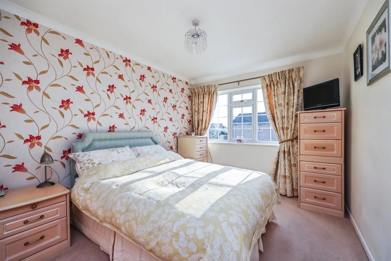 Fairway Drive, Nottingham, NG6, photo 16