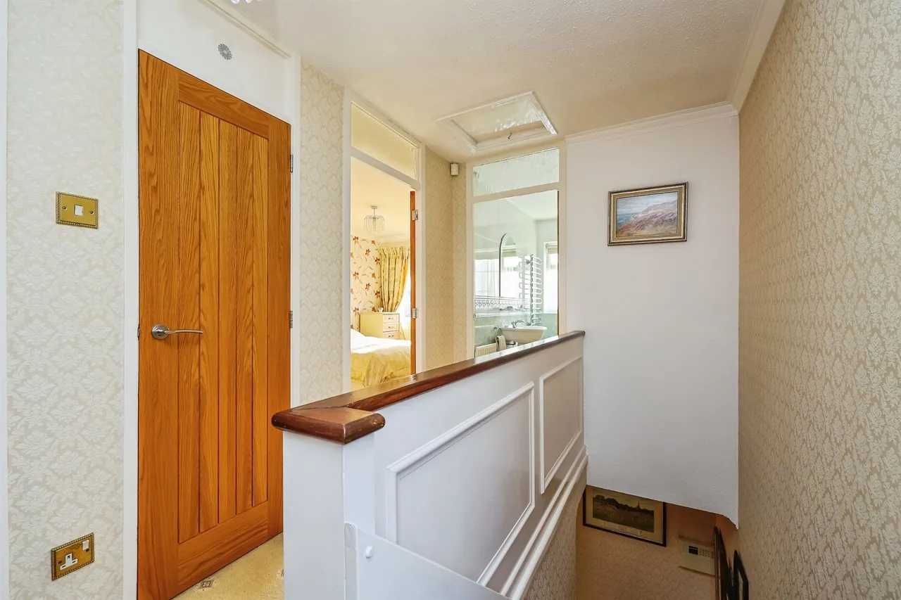 Fairway Drive, Nottingham, NG6, photo 23