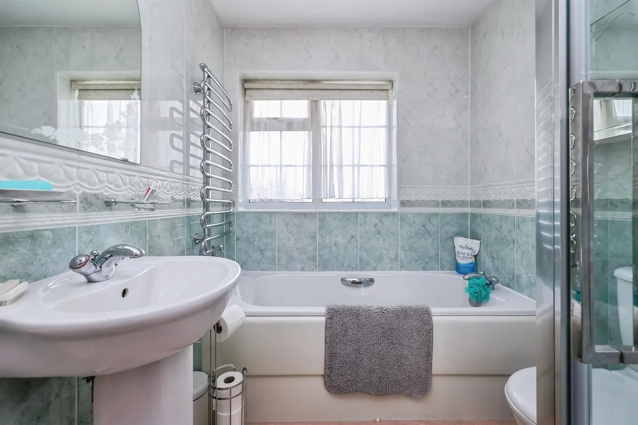 Fairway Drive, Nottingham, NG6, photo 24