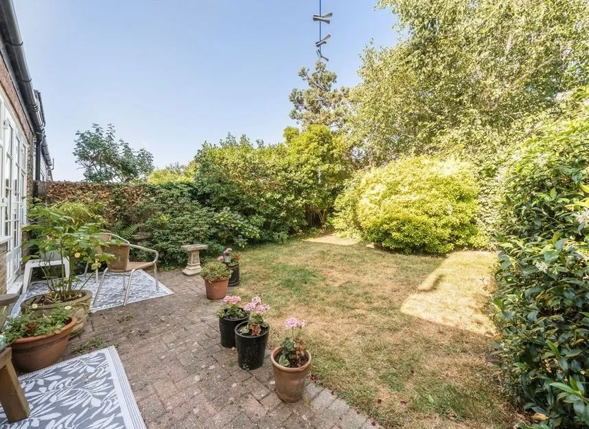 Chiltern Drive, Surbiton, KT5, photo 7