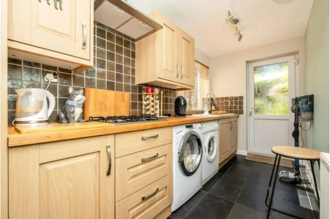 Wood End Road, Birmingham, photo 6