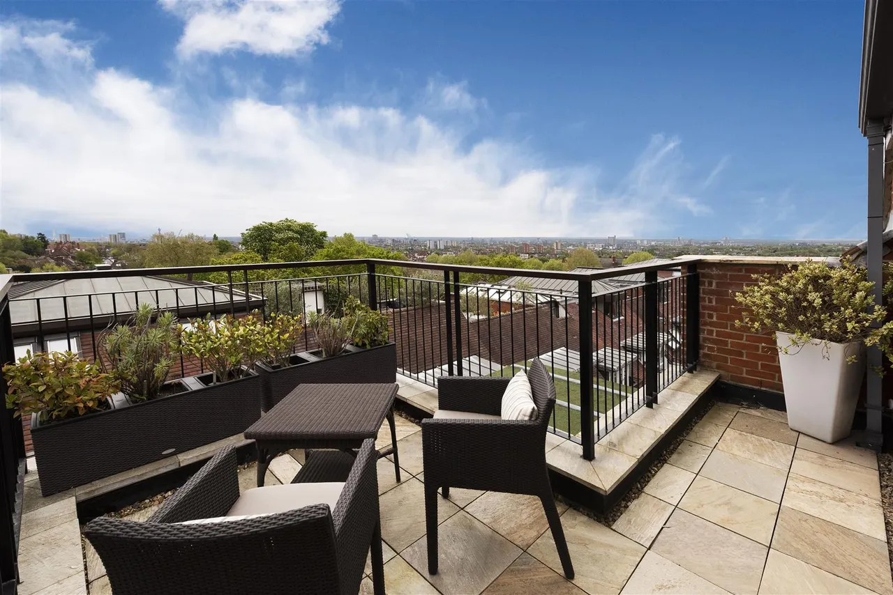 15 Kidderpore Avenue, Hampstead, London, NW3 7SG, photo 2