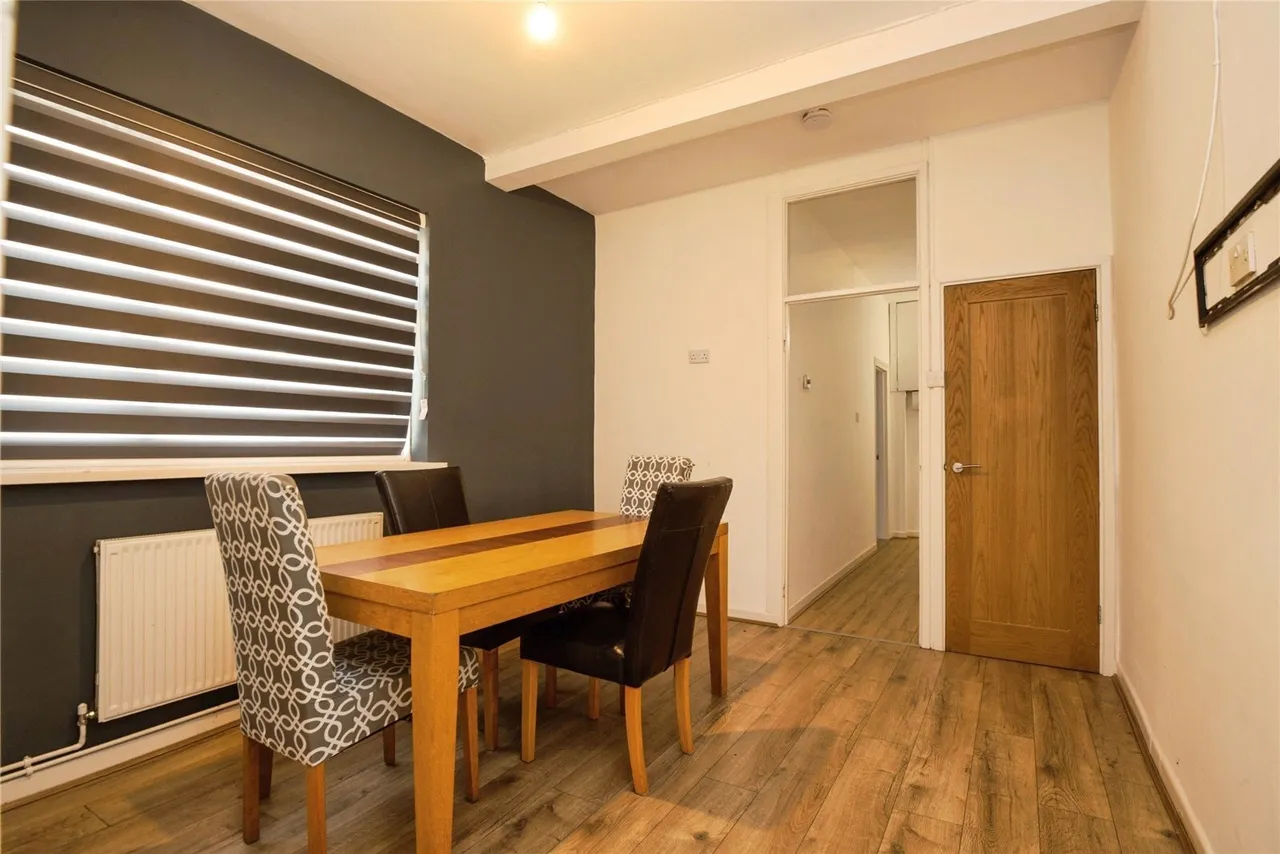 Courtybella Terrace, Newport, NP20, photo 3
