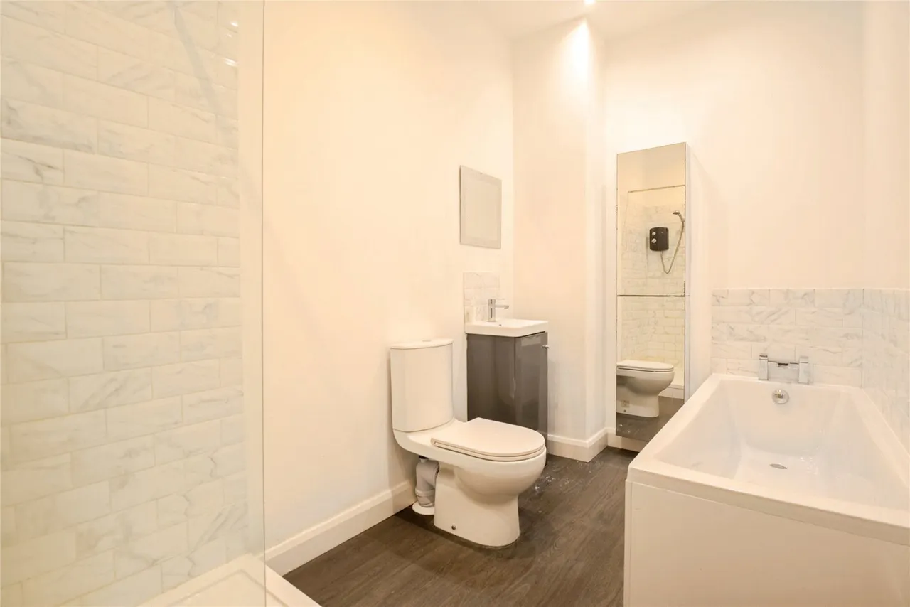 Courtybella Terrace, Newport, NP20, photo 10