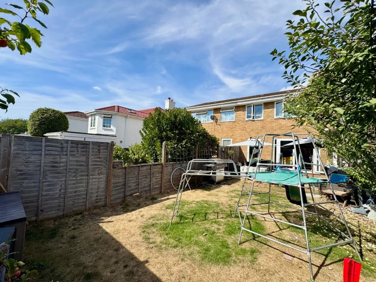 Portsmouth Road, Bursledon, SO31, photo 16