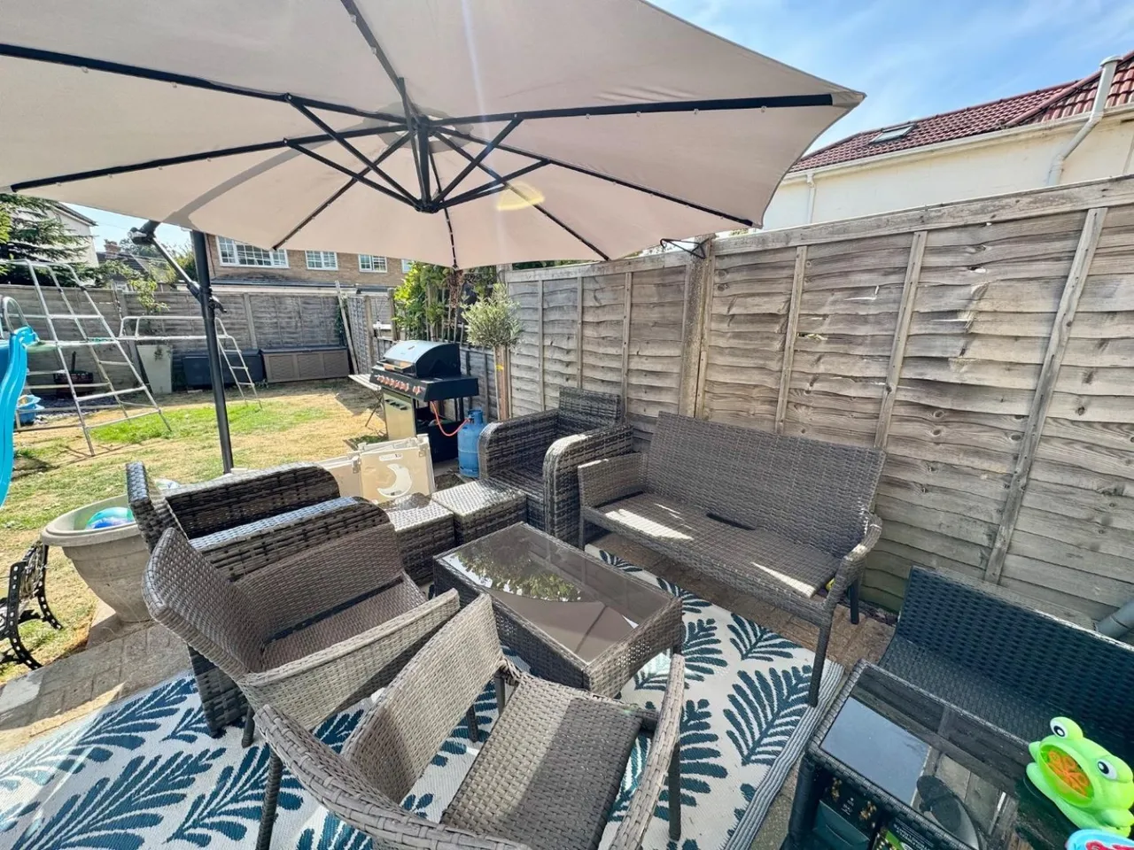 Portsmouth Road, Bursledon, SO31, photo 20