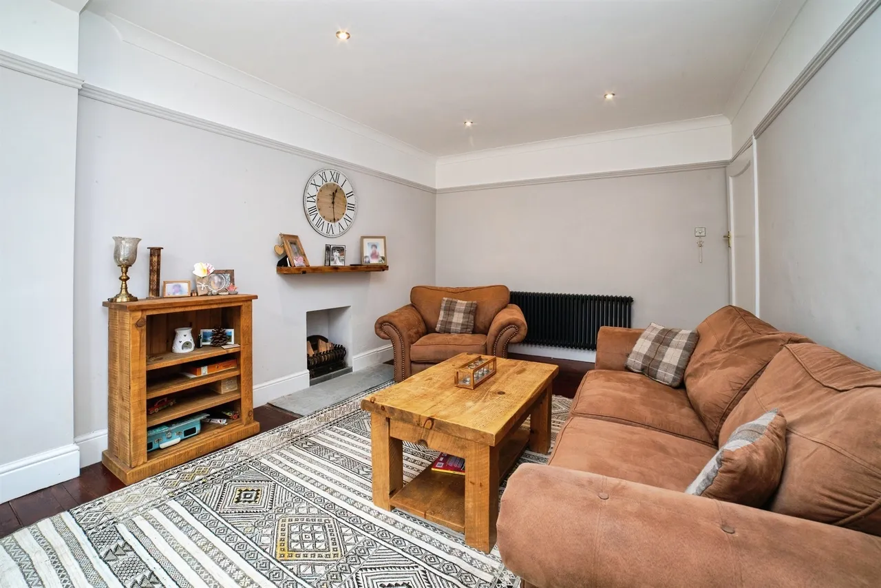 Sutton Road, Mansfield, NG18, photo 4