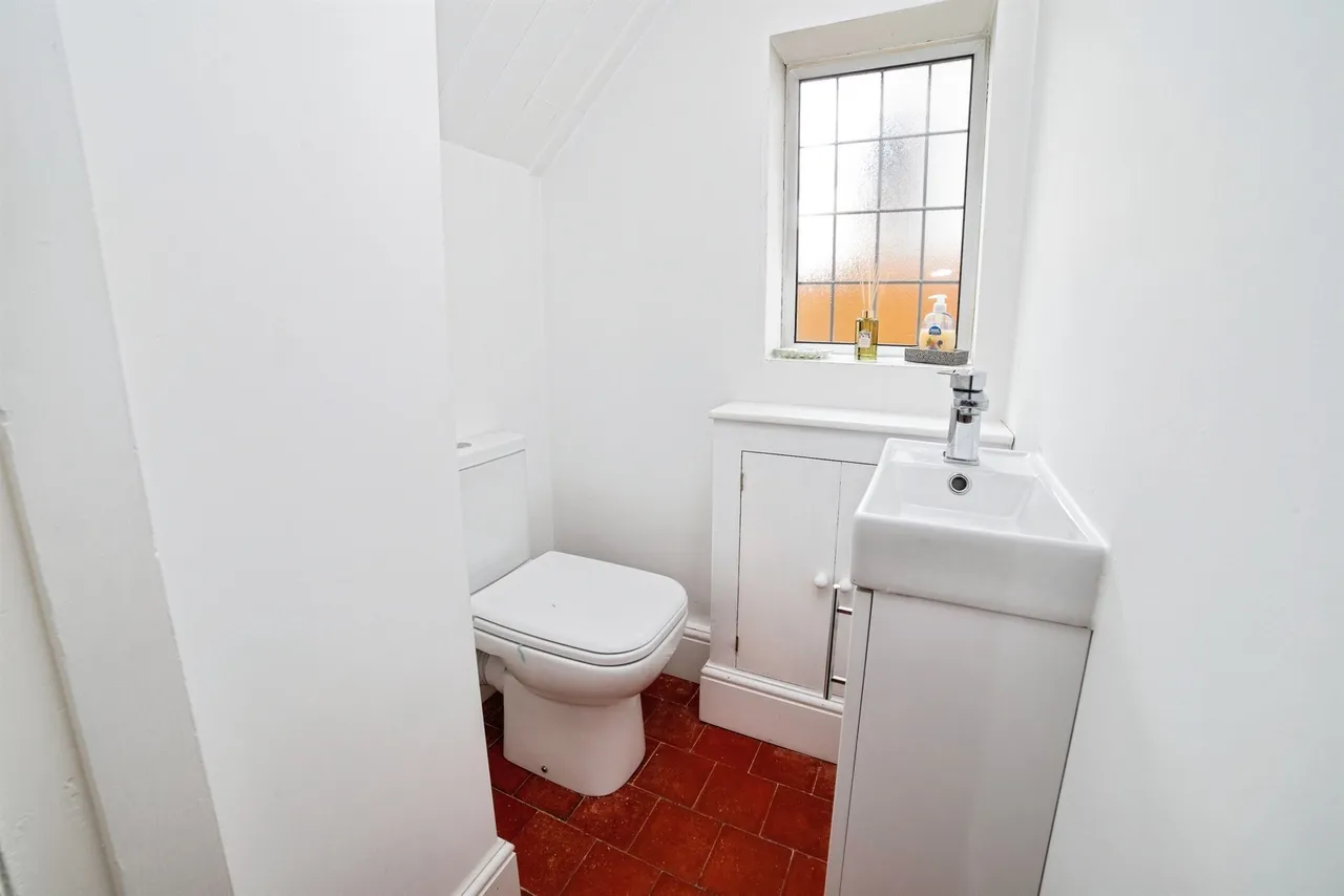 Sutton Road, Mansfield, NG18, photo 7