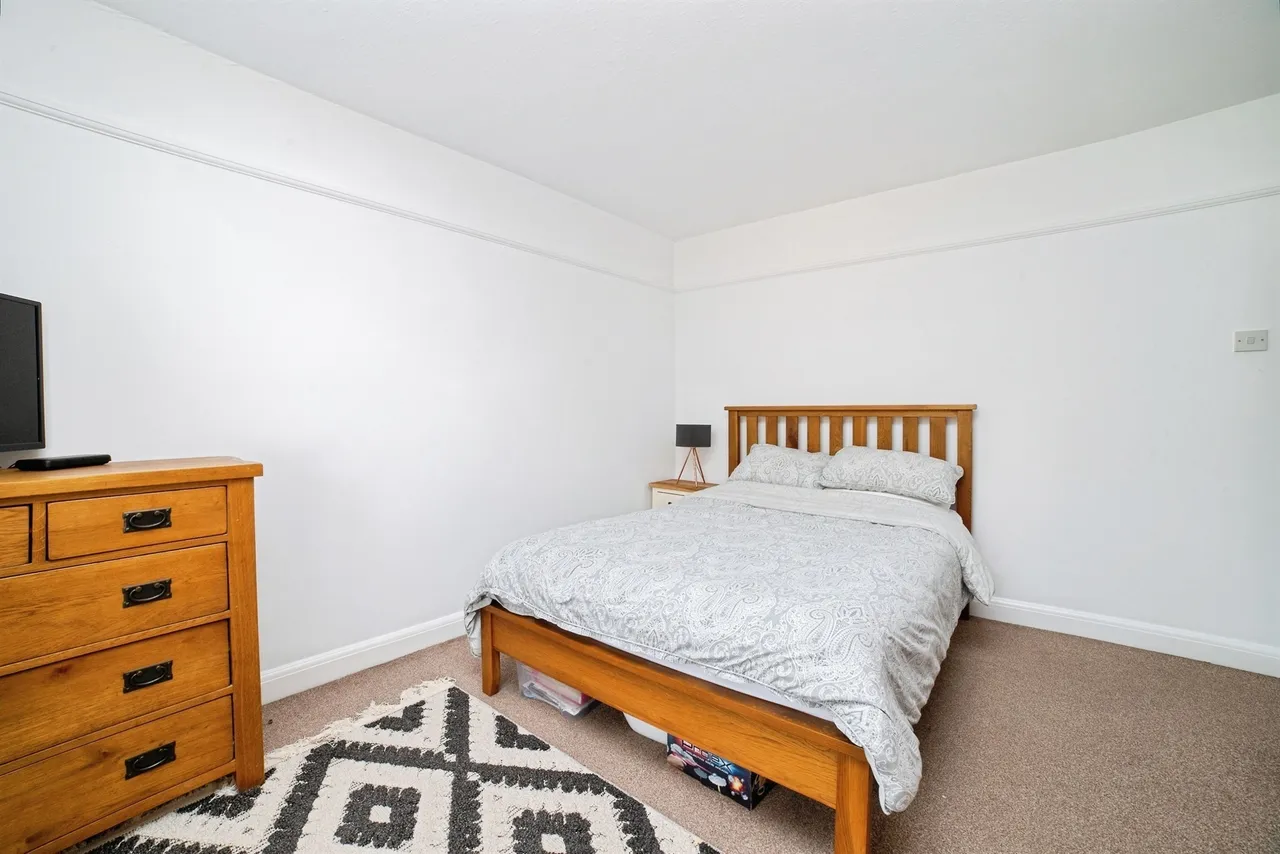 Sutton Road, Mansfield, NG18, photo 13