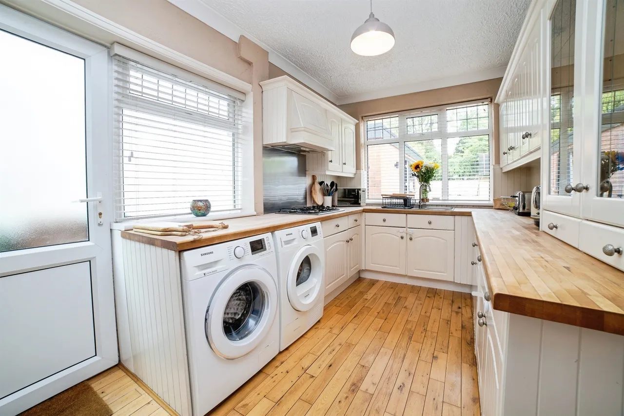 Sutton Road, Mansfield, NG18, photo 9