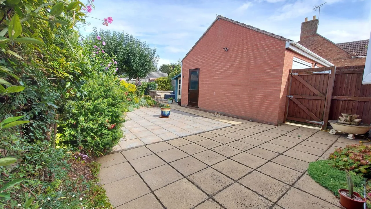 Crown Lane, Thurlby, Bourne, PE10, photo 19