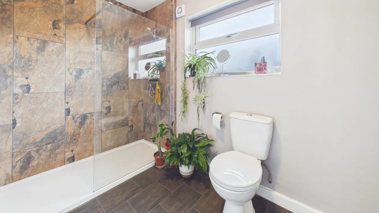 Crown Lane, Thurlby, Bourne, PE10, photo 8