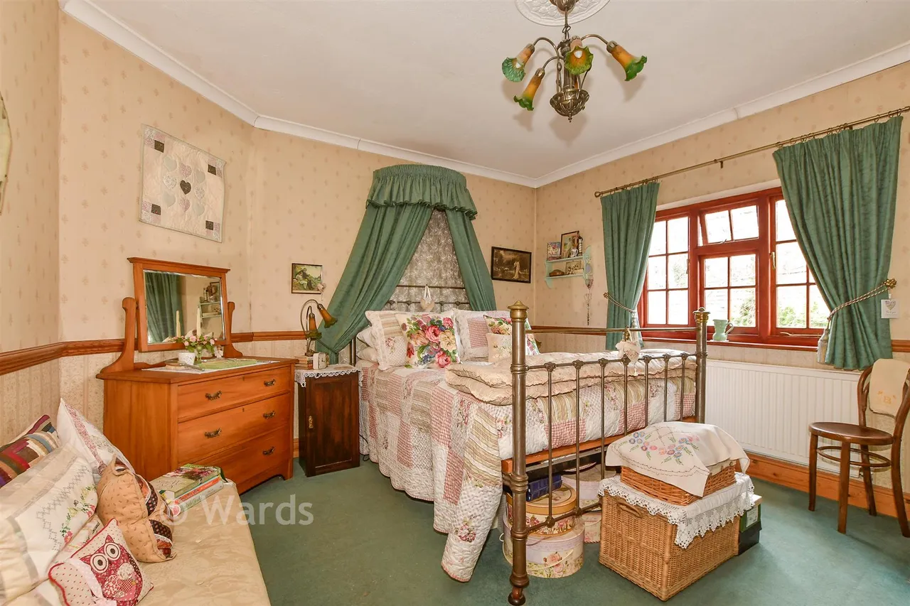 Babs Oak Hill, Sturry, CT2, photo 5