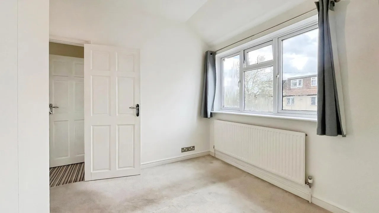 Gander Green Lane, Sutton, SM1, photo 11
