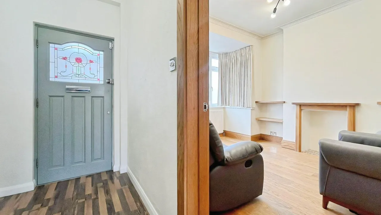 Gander Green Lane, Sutton, SM1, photo 9