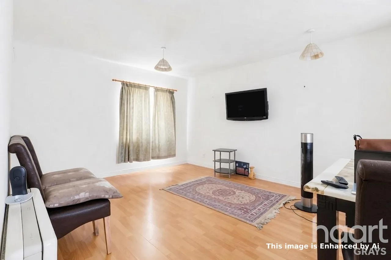Coniston Avenue, Purfleet, RM19, photo 3