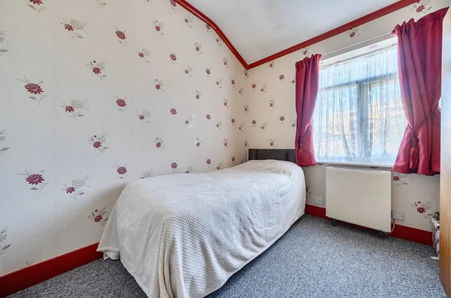 Cotswold Road, Westcliff-on-Sea, SS0, photo 11