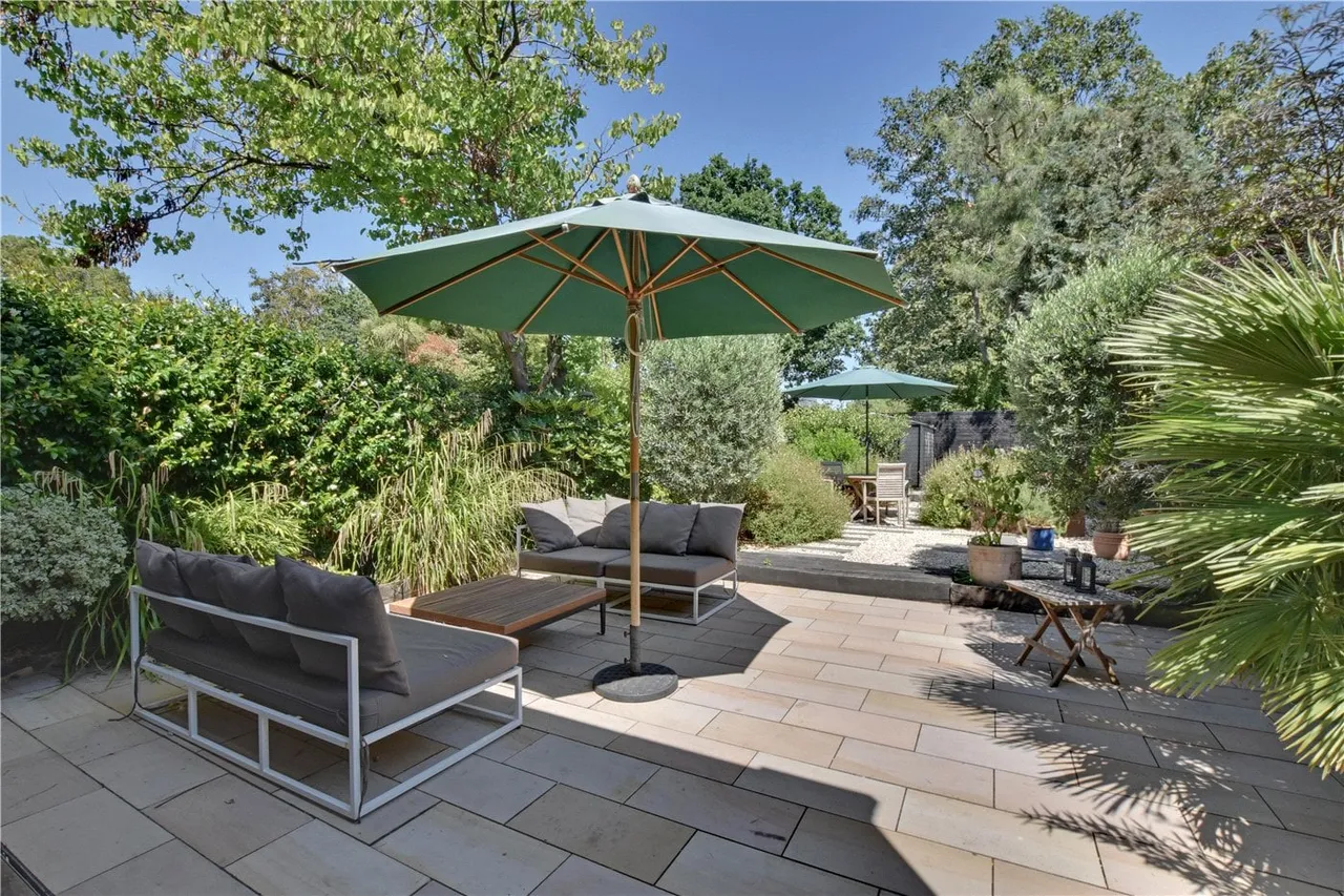 Cambridge Drive, Lee, London, SE12, photo 2