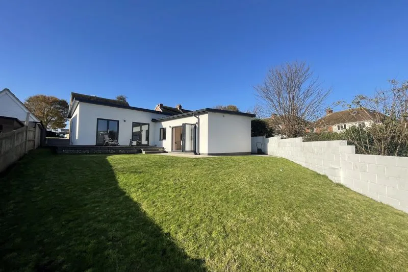 Mile Oak Road Portslade, Brighton BN41 2PL, photo 14