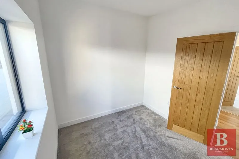 Mile Oak Road Portslade, Brighton BN41 2PL, photo 10