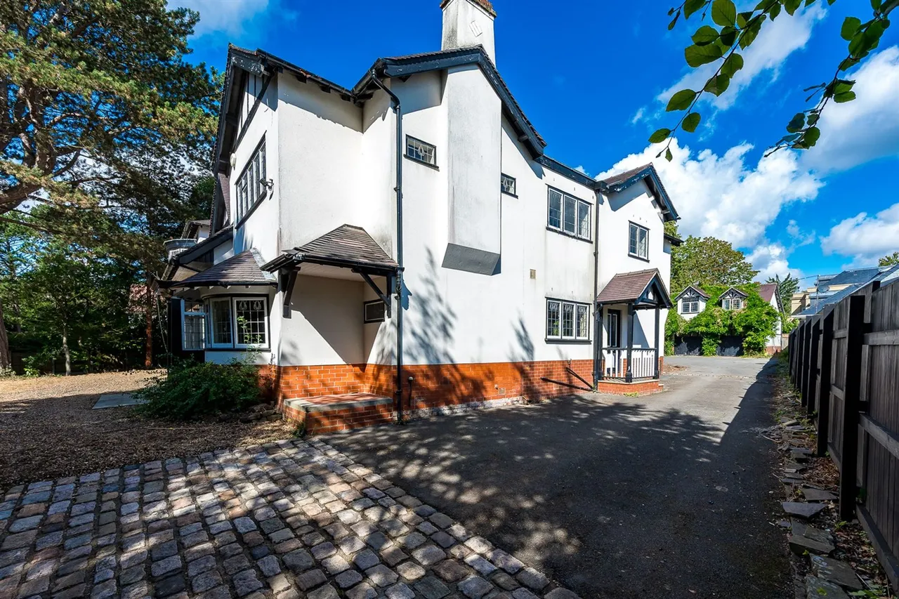 Bankhall Lane, Altrincham, photo 10