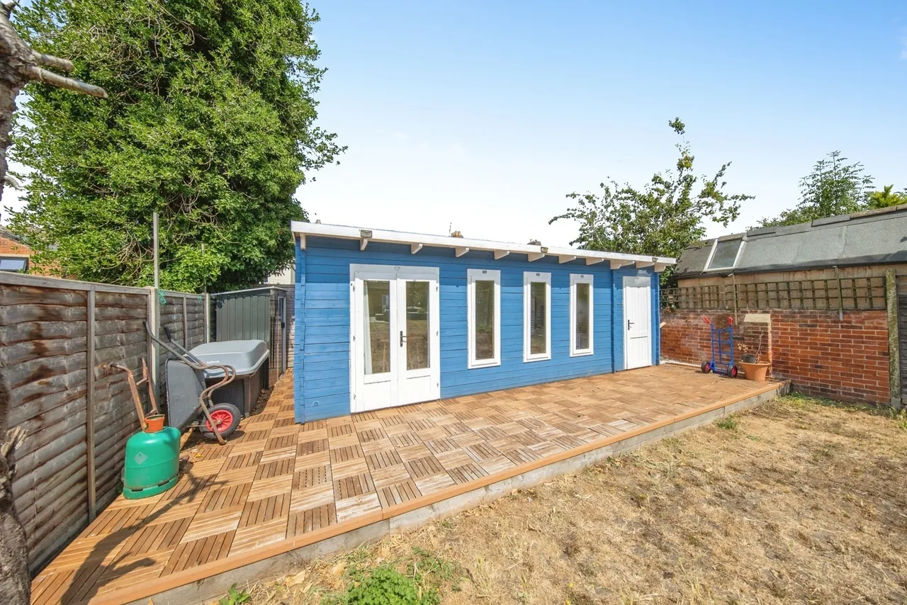 Brooks Hall Road, Ipswich, Suffolk, IP1, photo 22