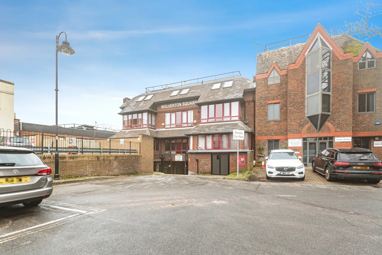London Street, Basingstoke, RG21, photo 15