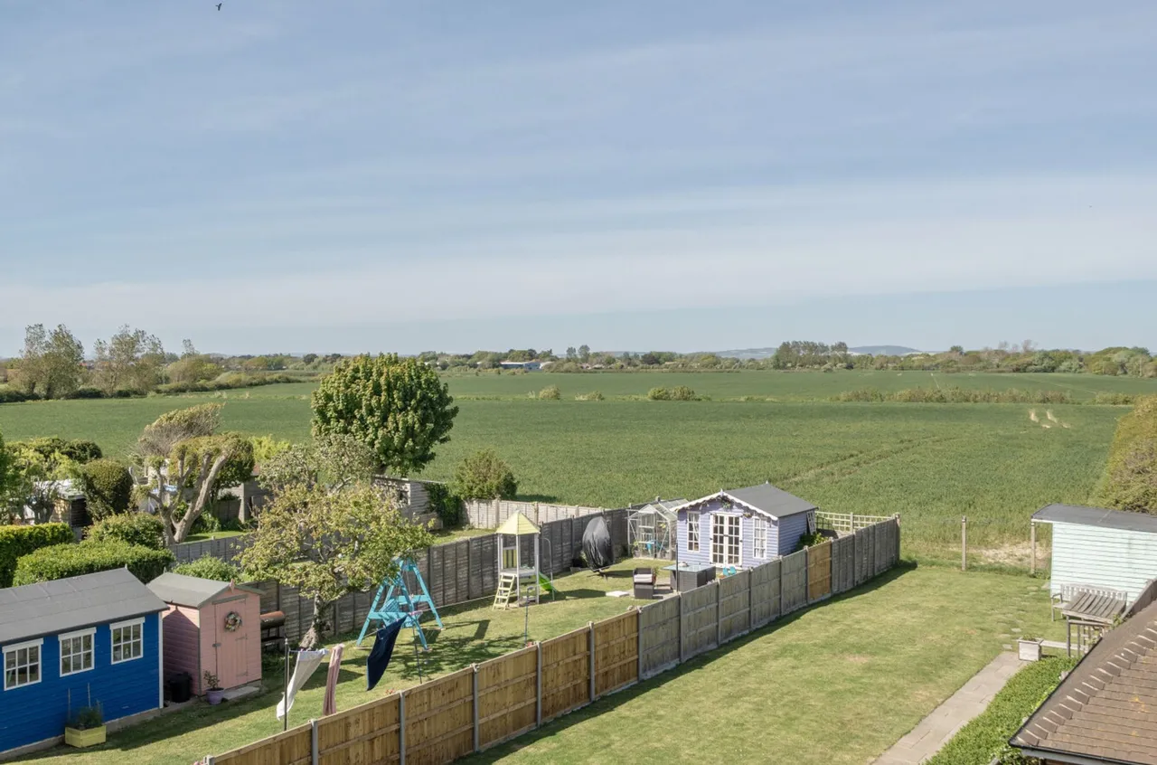 Stocks Lane, East Wittering, PO20, photo 2