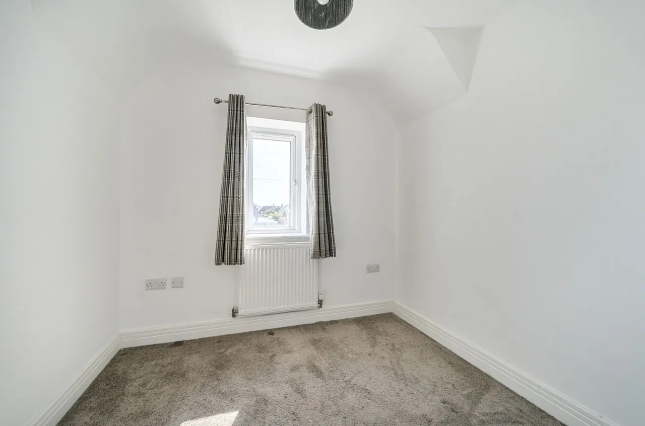 Stocks Lane, East Wittering, PO20, photo 13
