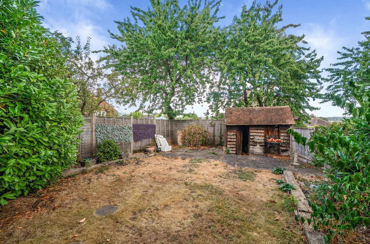 Midhurst Road, Lavant, PO18, photo 6