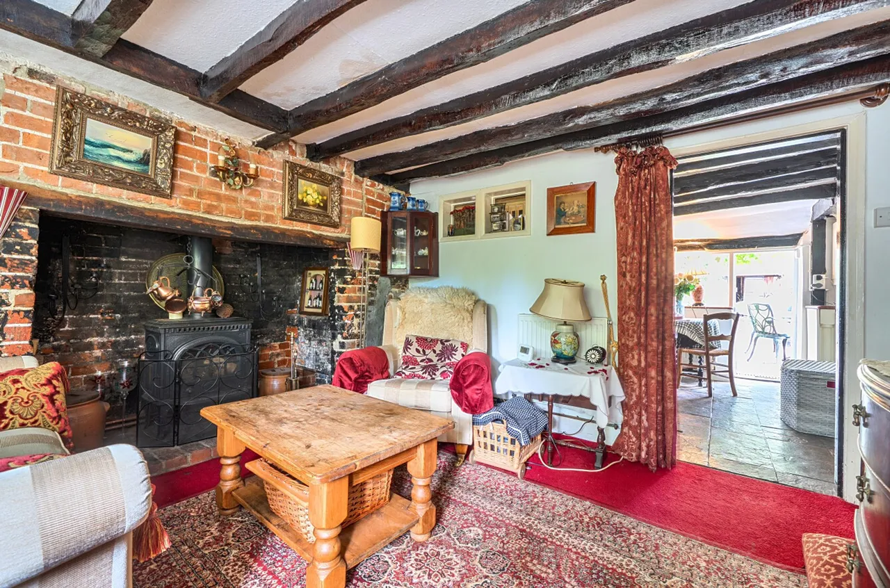 Midhurst Road, Lavant, PO18, photo 11