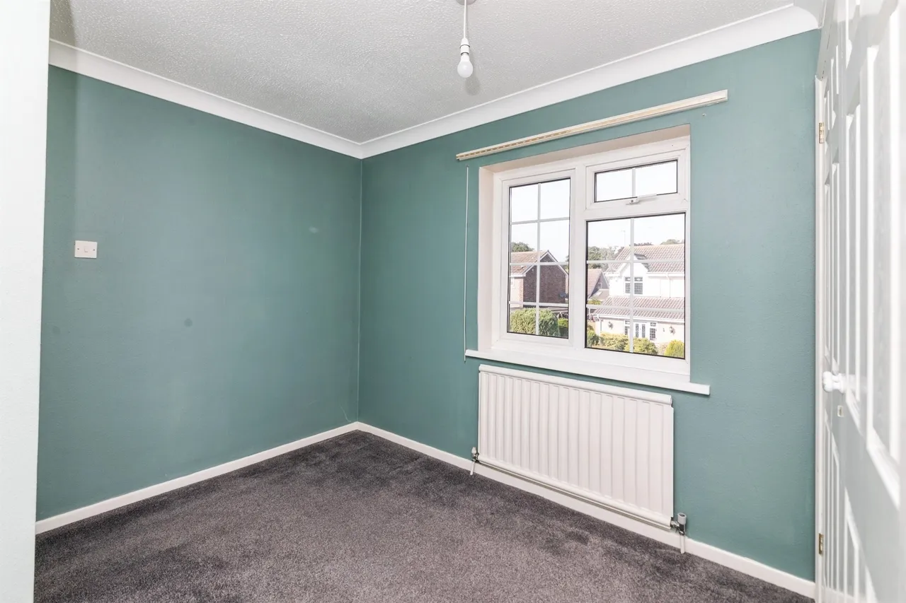 Sutherland Drive, Lowestoft, NR32, photo 11
