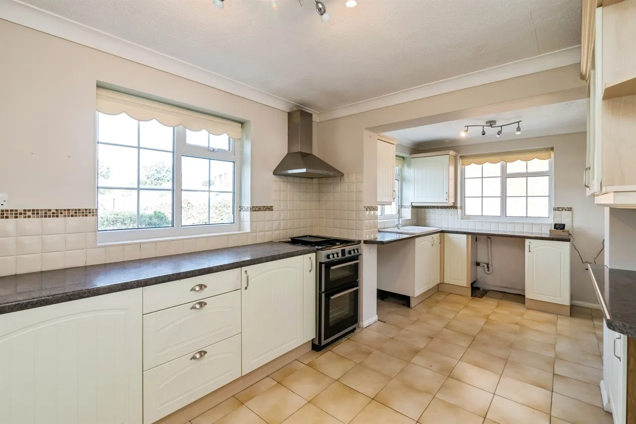 Sutherland Drive, Lowestoft, NR32, photo 5