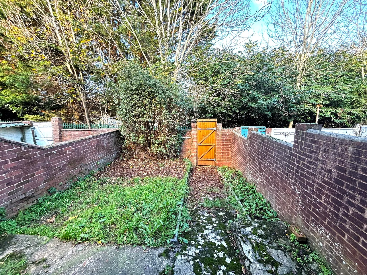 Priory Road, EX4, photo 14