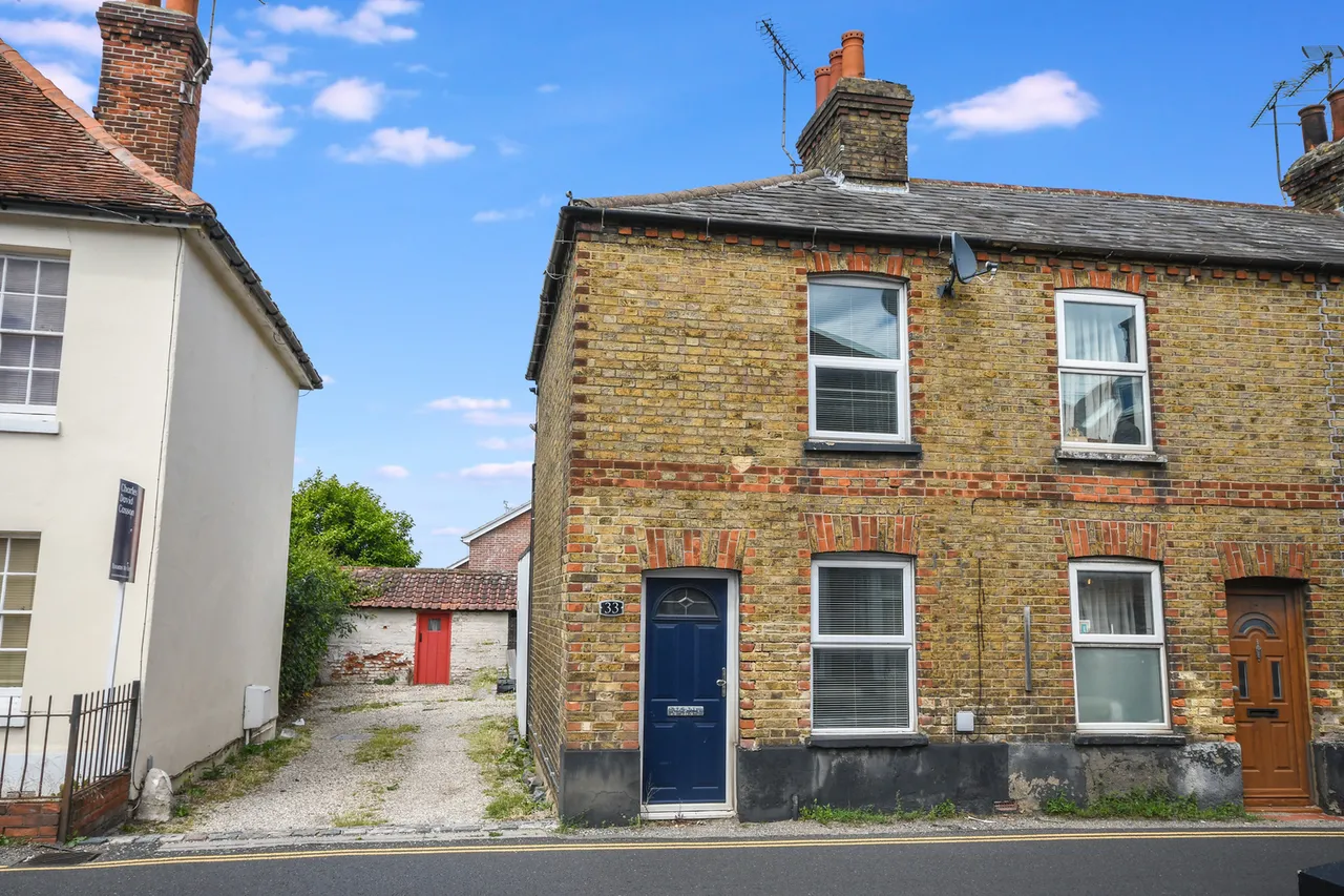2 bed house for sale — 33 Maldon Road, Great Baddow, Chelmsford, Essex, CM2 7DN