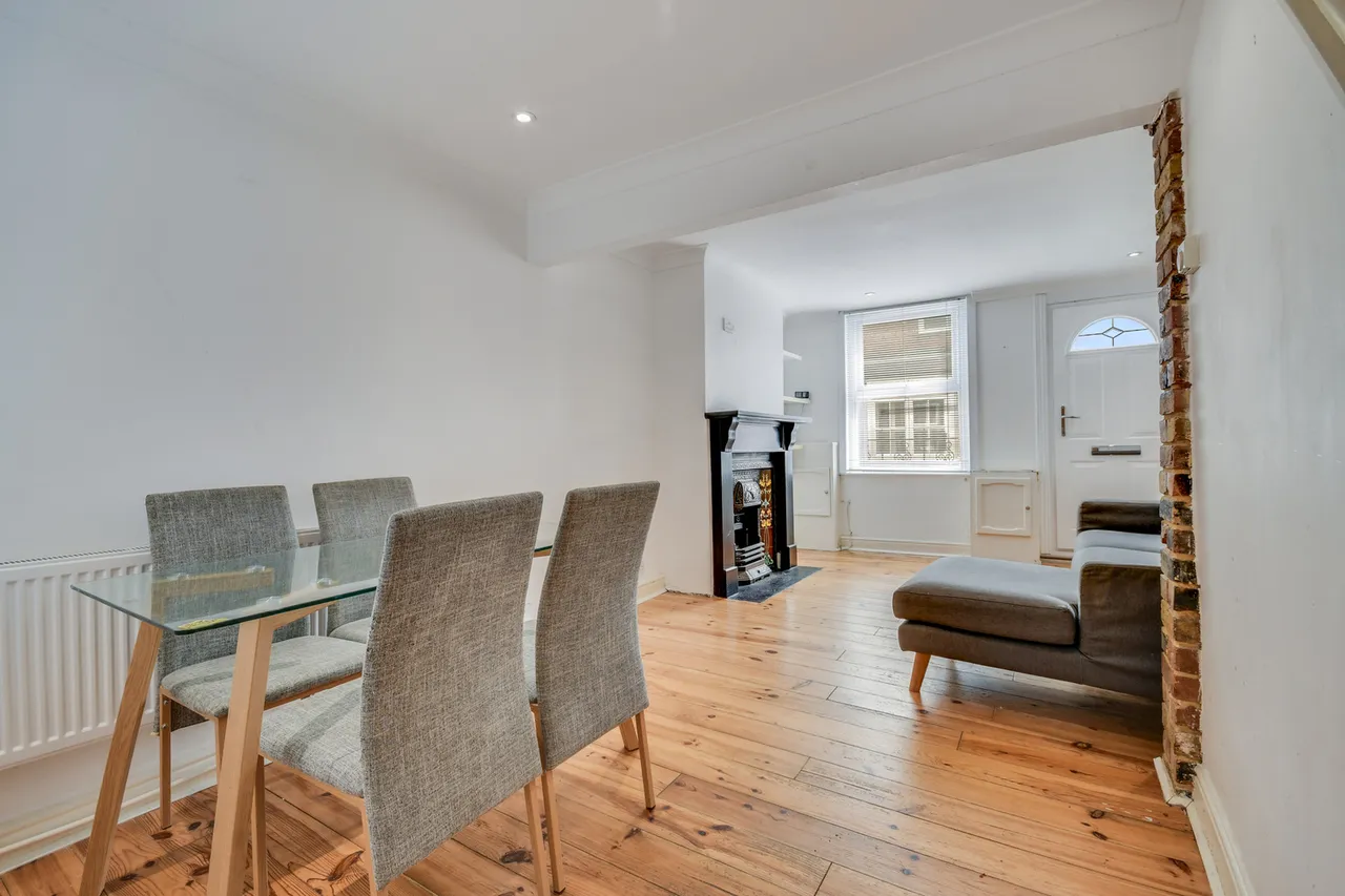33 Maldon Road, Great Baddow, Chelmsford, Essex, CM2 7DN, photo 5