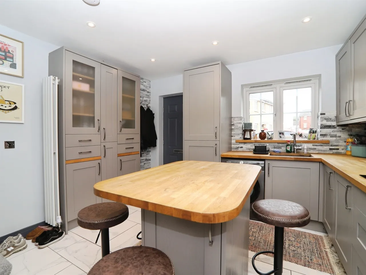 Lonydd Glas Pontyclun, CF72, photo 7