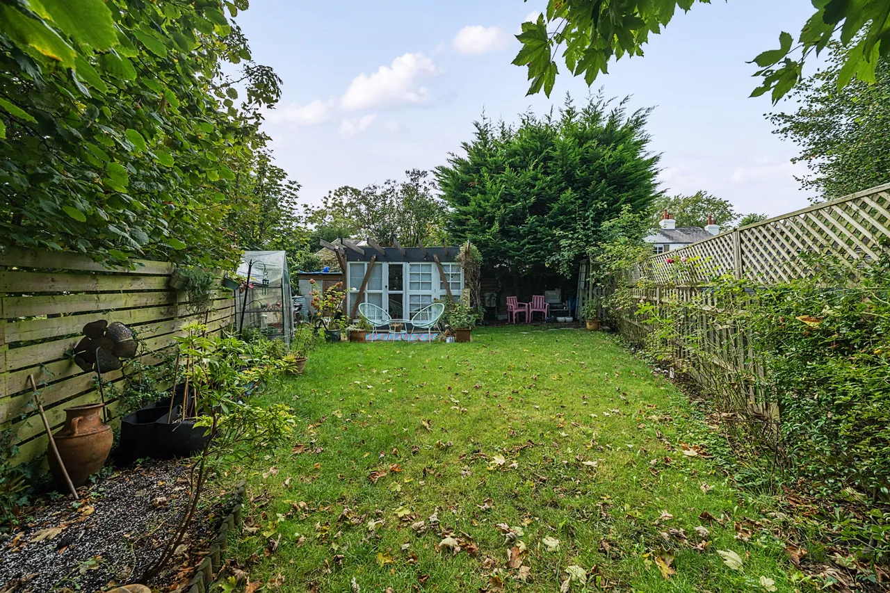 Claygate Lane, Thames Ditton, KT7, photo 9