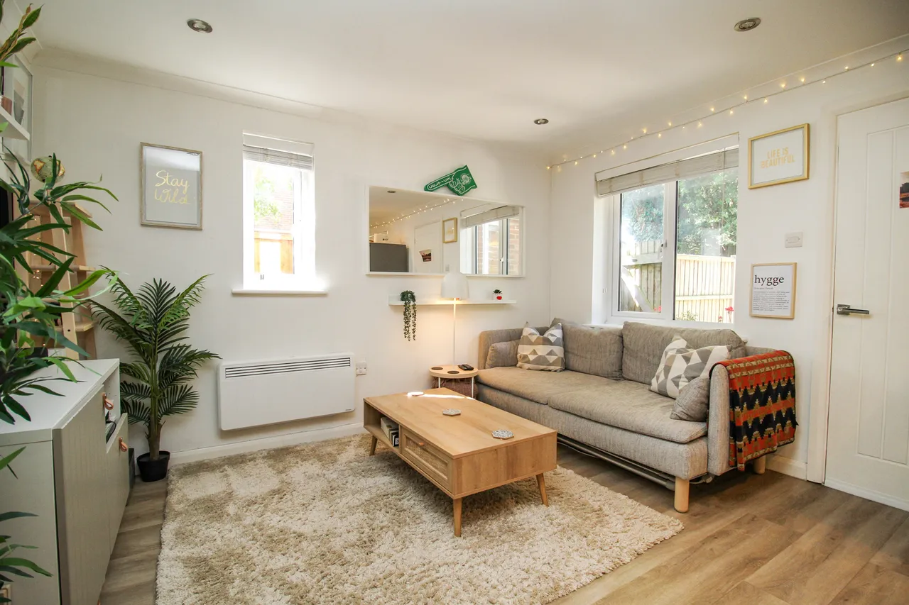 The Cedars, Fleet, GU51 3YL, photo 5