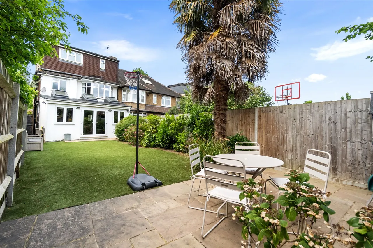 Station Road, Teddington, TW11 9AA, photo 12